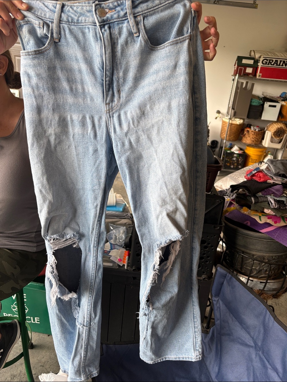 Hollister Ultra High-Rise Dad Jean 3S (W: 26 L:29)